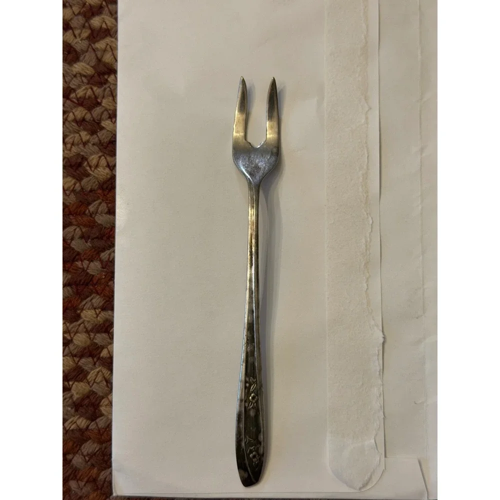 Vintage Wm. Rogers & Son Lady Fair Pickle/ Olive Fork  Floral Silverplate 2-Tine